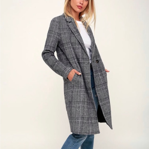 Lulu’s Plaid Coat - Picture 1 of 5